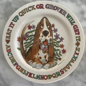 Vintage 1972 Kid's Plate with Grover the Bassett Hound and the Alphabet
